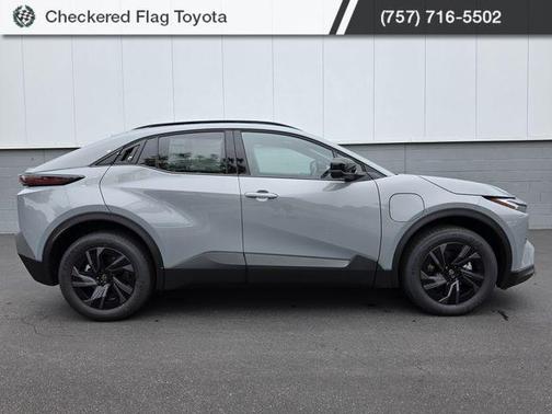 Cement 2026 Toyota C-HR SE