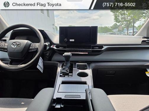 Midnight Black Metallic 2026 Toyota Sienna LE