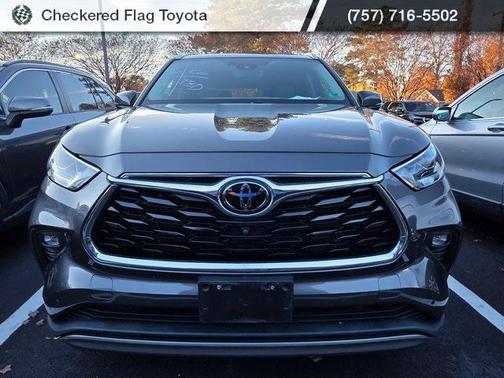 2022 Toyota Highlander Platinum