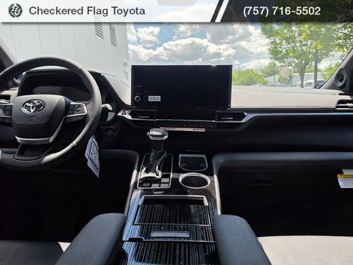 Midnight Black Metallic 2026 Toyota Sienna Woodland Edition