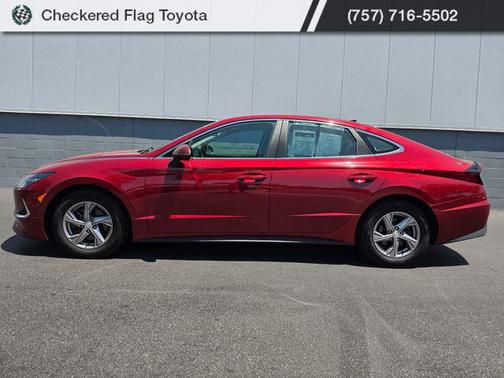 Ultimate Red 2023 Hyundai SONATA SE