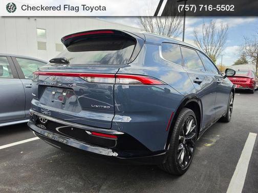 2025 Toyota Crown Signia Limited