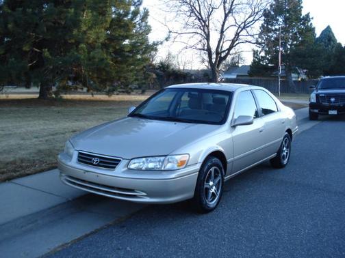 2001 Toyota Camry LE
