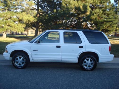 1998 Oldsmobile Bravada Base