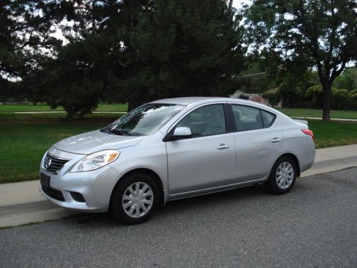 2014 Nissan Versa 1.6 SV