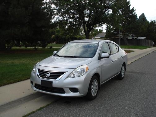 2014 Nissan Versa 1.6 SV