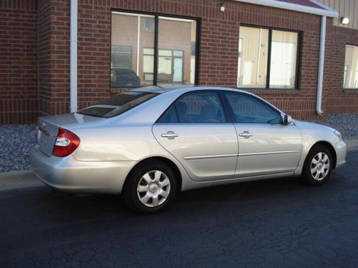 2002 Toyota Camry LE