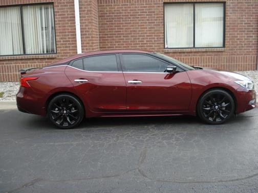 2017 Nissan Maxima 3.5 SR