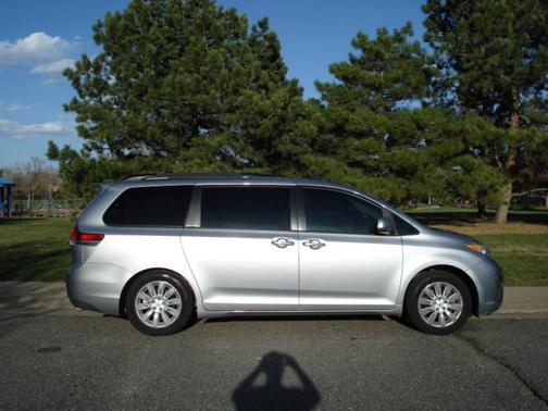 2011 Toyota Sienna Limited