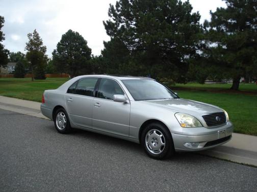 2002 Lexus LS 430 