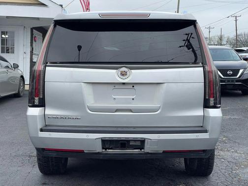 2015 Cadillac Escalade ESV Sport