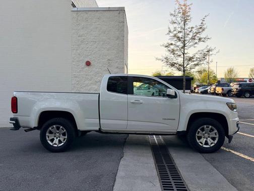 Summit White 2020 Chevrolet Colorado LT