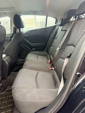 2016 Mazda Mazda3 i Touring