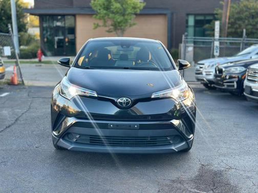 2019 Toyota C-HR XLE