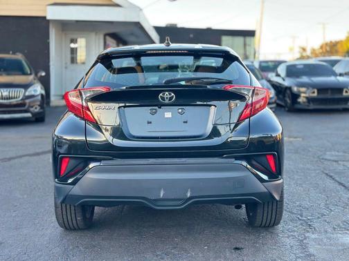 2019 Toyota C-HR XLE