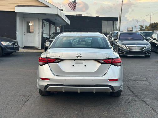 2020 Nissan Sentra SV