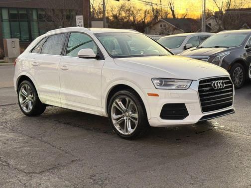2017 Audi Q3 2.0T Premium Plus