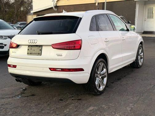 2017 Audi Q3 2.0T Premium Plus