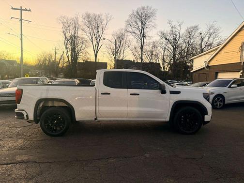 2023 GMC Sierra 1500 Pro