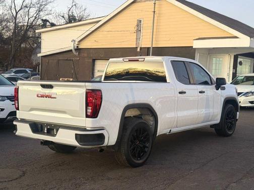 2023 GMC Sierra 1500 Pro