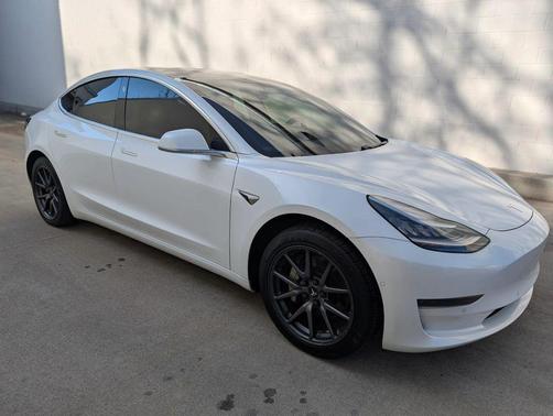 2020 Tesla Model 3 Standard Range Plus