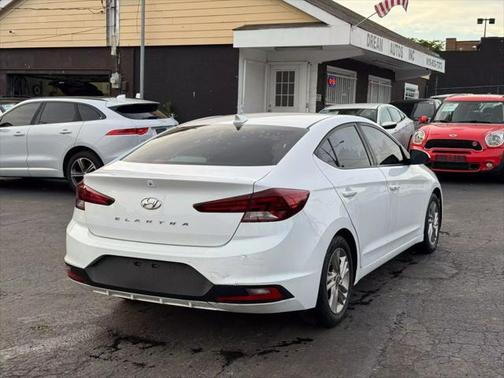 2019 Hyundai ELANTRA Value Edition