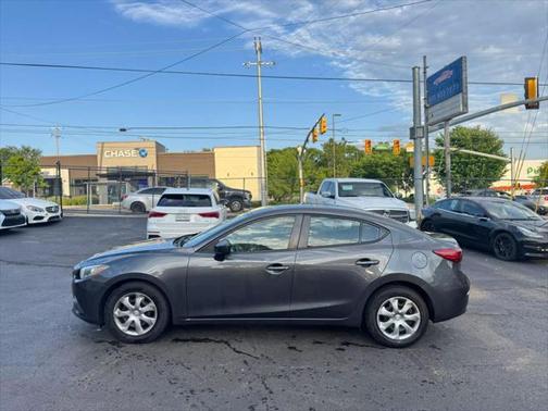 2015 Mazda Mazda3 i SV