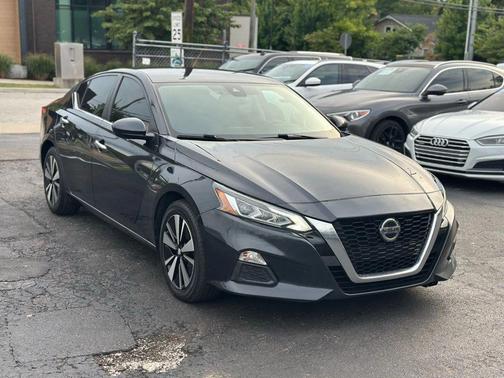 2021 Nissan Altima 2.5 SV
