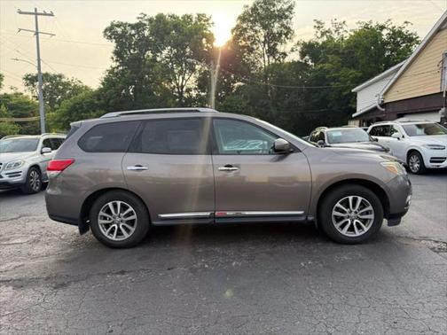 2013 Nissan Pathfinder SL
