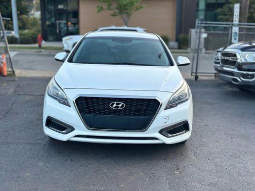 2016 Hyundai SONATA Hybrid SE