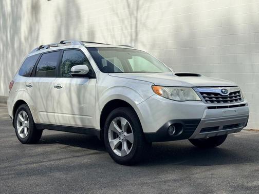 Satin White Pearl 2012 Subaru Forester 2.5X Touring