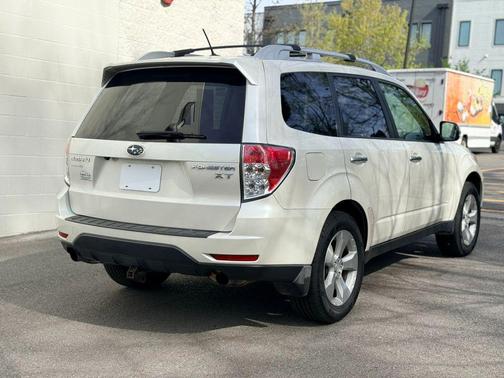 Satin White Pearl 2012 Subaru Forester 2.5X Touring