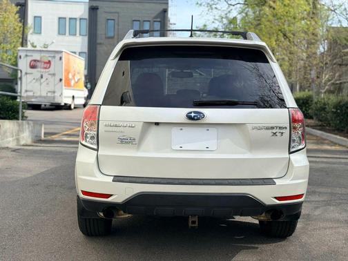 Satin White Pearl 2012 Subaru Forester 2.5X Touring