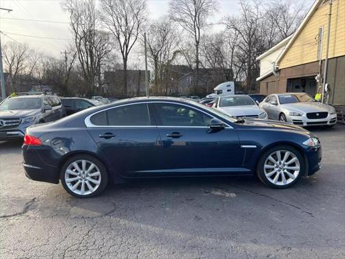 2013 Jaguar XF SC
