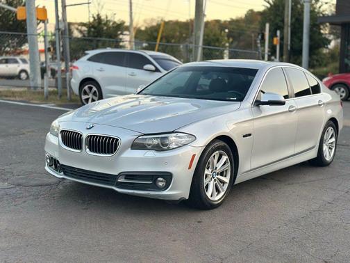 2016 BMW 528 528i Sedan 4D
