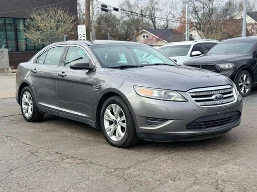 2012 Ford Taurus SEL