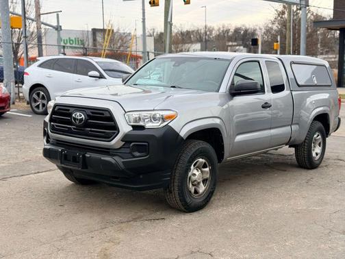 2019 Toyota Tacoma SR