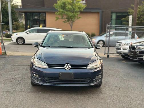 2015 Volkswagen Golf Auto TSI SE