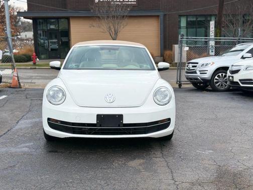 2013 Volkswagen Beetle 2.0L TDI
