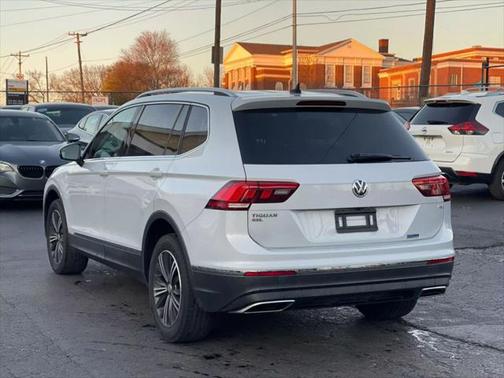 2018 Volkswagen Tiguan 2.0T SEL