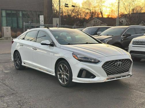 2019 Hyundai SONATA Limited 2.0T