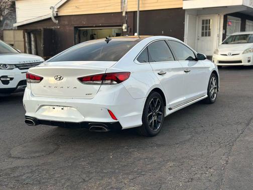 2019 Hyundai SONATA Limited 2.0T