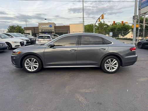 2020 Volkswagen Passat 2.0T SE