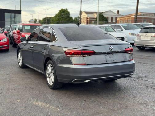 2020 Volkswagen Passat 2.0T SE