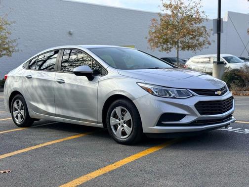 2018 Chevrolet Cruze LS