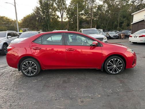 2015 Toyota Corolla S Plus