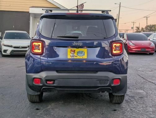 2016 Jeep Renegade Trailhawk