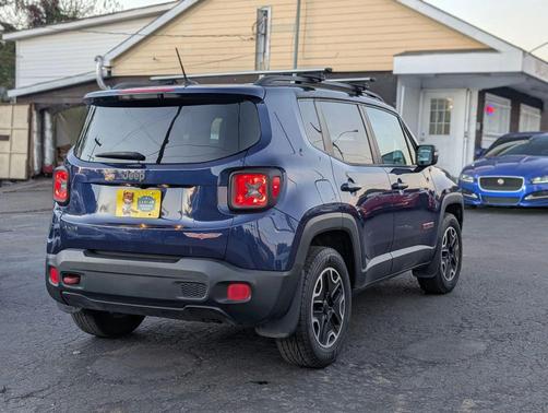 2016 Jeep Renegade Trailhawk