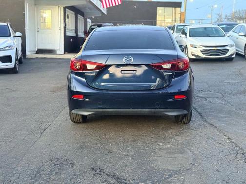 2018 Mazda Mazda3 Sport