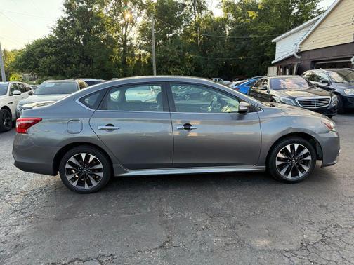 2019 Nissan Sentra SR